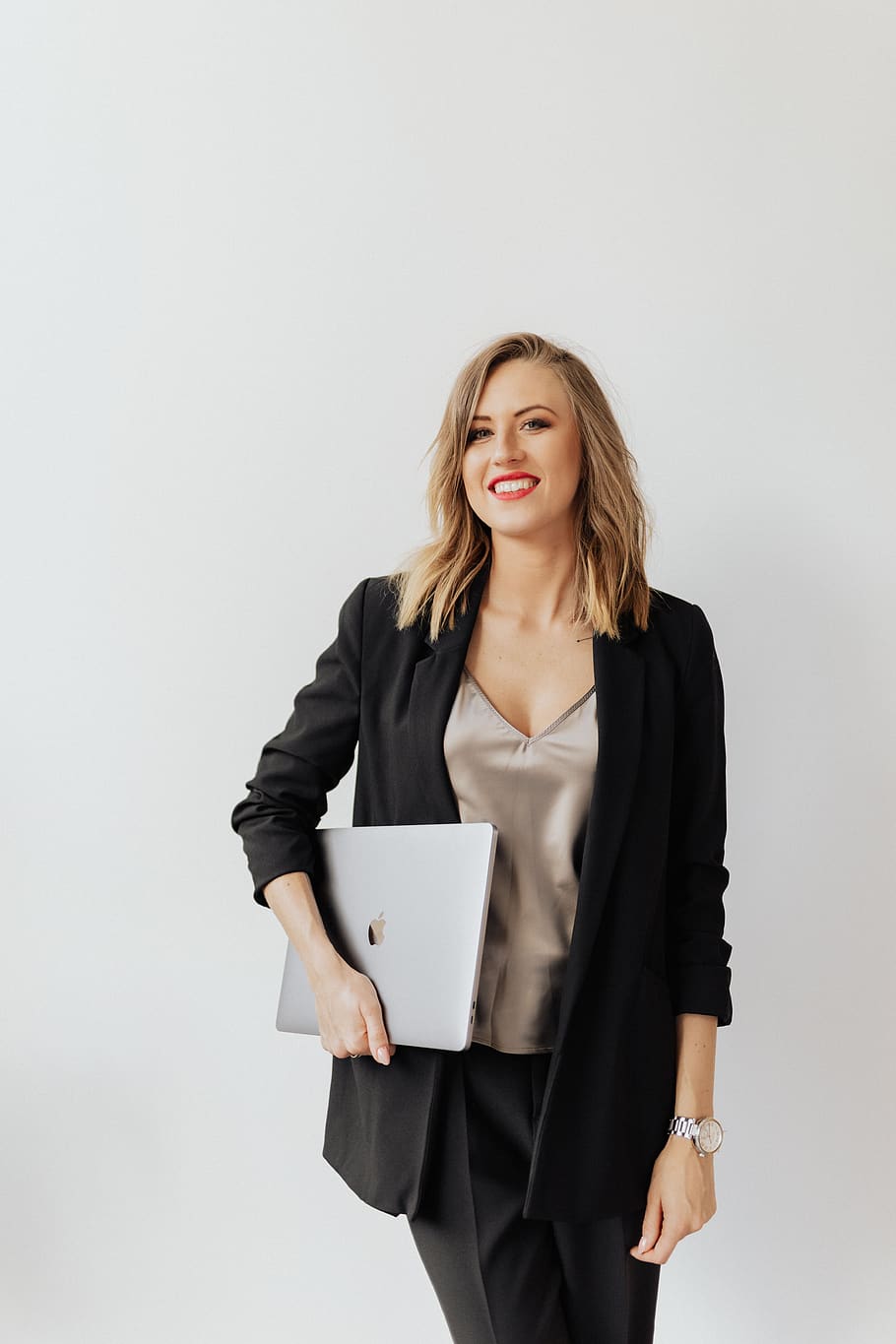 business woman, business, woman, laptop, computer, standing, blond, blonde, smile, attractive