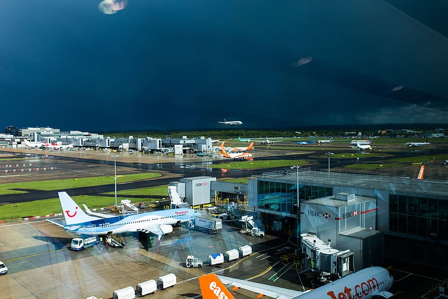 tempestade do sol do aeroporto, aeroporto, tempestade do sol, tempestade, sol, viagens, transporte, avião, ar veículo, avião comercial