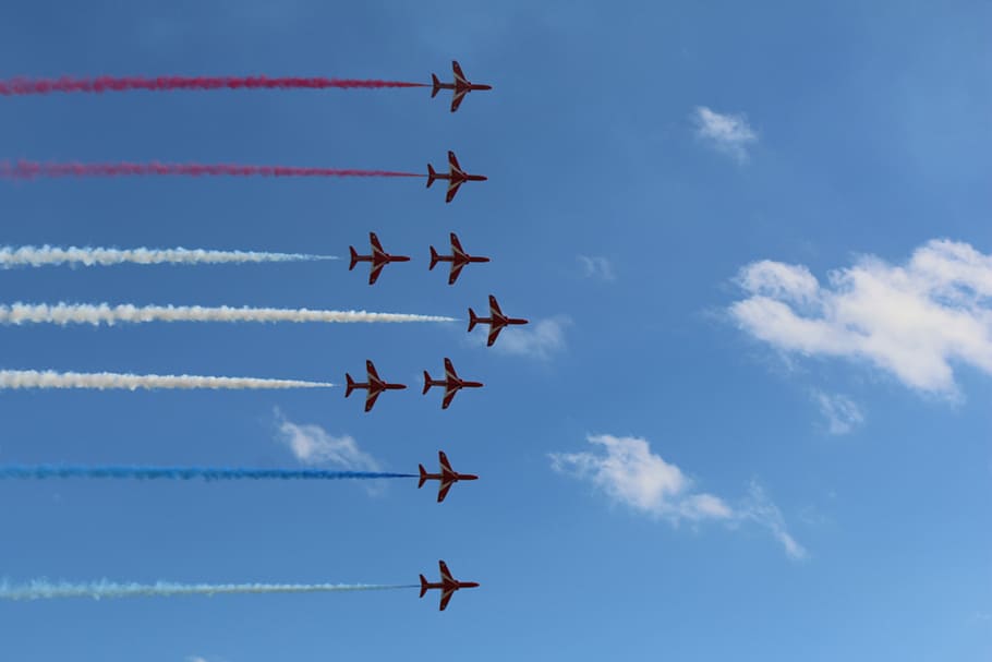 Setas vermelhas, voo, avião, jato, céu, fumaça, exibição, aeronave, formação, equipe