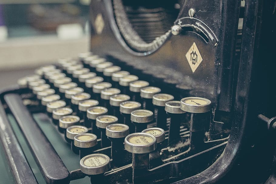 typewriter, vintage, old, history typing, technology, indoors, retro styled, close-up, focus on foreground, antique