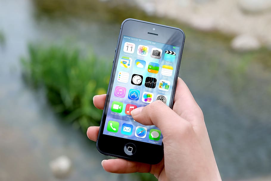 iPhone, teléfono celular, manos, tecnología, manzana, móvil, mano humana, teléfono inteligente, tecnología inalámbrica, mano