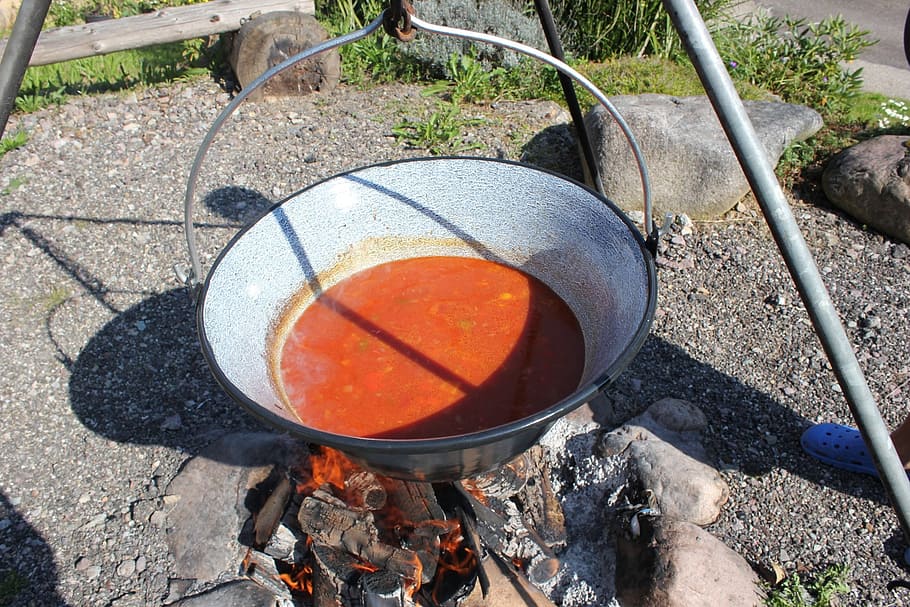 goulash soup, fireplace, fire, embers, haenkeltopf, nature, high angle view, day, sunlight, solid