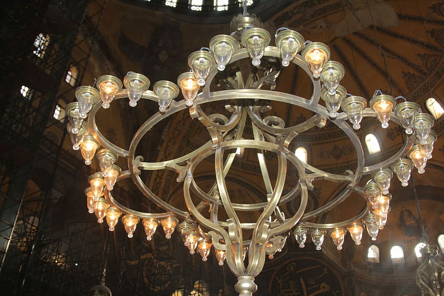 Holiday, Turkey, Istanbul, Mediterranean, museum, church, candlestick, light, lighting, haga sofia