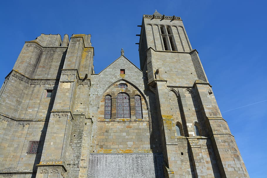cathedral, dol bretagne, heritage, architecture, tourist town, religious monuments, sculpture, bell tower cathedral, ancient sculptures, brittany