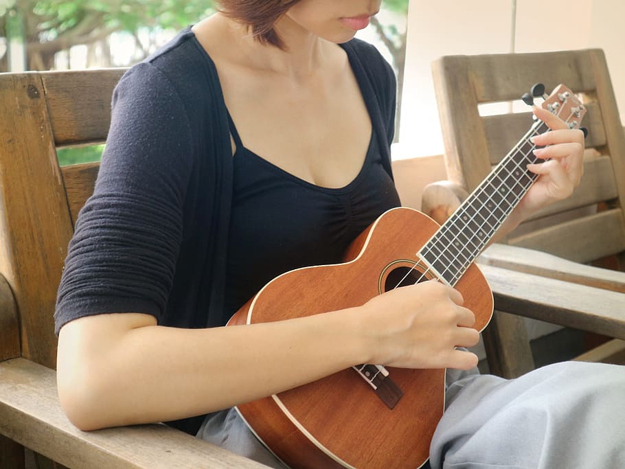 woman, sitting, chair, playing, ukulele, Taiwan, Guitar, Girl, Music, Life, music