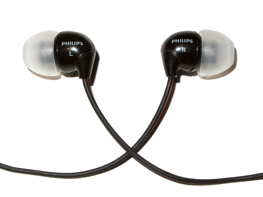 black philips canalbuds, earplugs, headphones, in-ear headphones, philips headphones, music, listening, audio, audiophile, sound