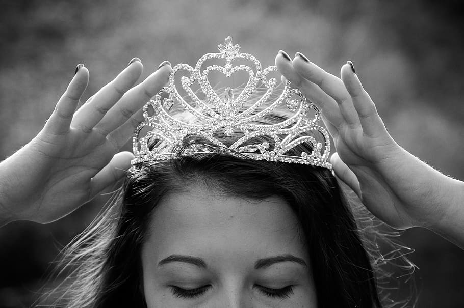 woman, holding, silver-colored crown, queen, crowning, luxury, princess, elegance, crown, portrait