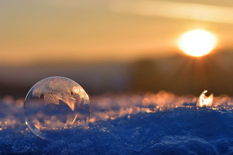 close-up photography, clear, ball, soap bubble, frozen, frozen bubble, eiskristalle, winter, cold, ice