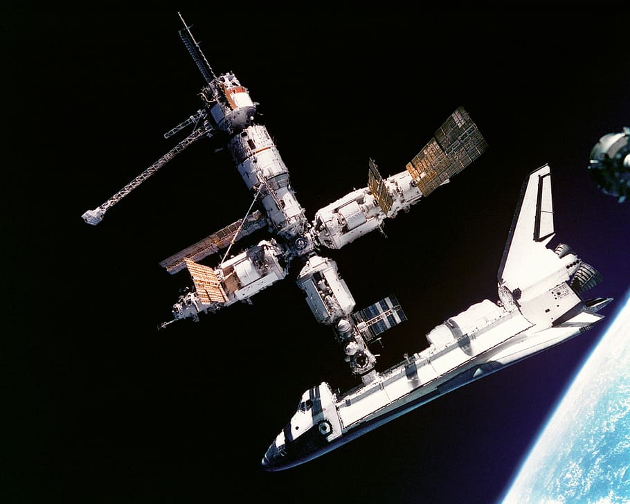 black, white, space shuttle, docked, spaceship, atlantis space shuttle, russia space station, mir, connected, astronauts