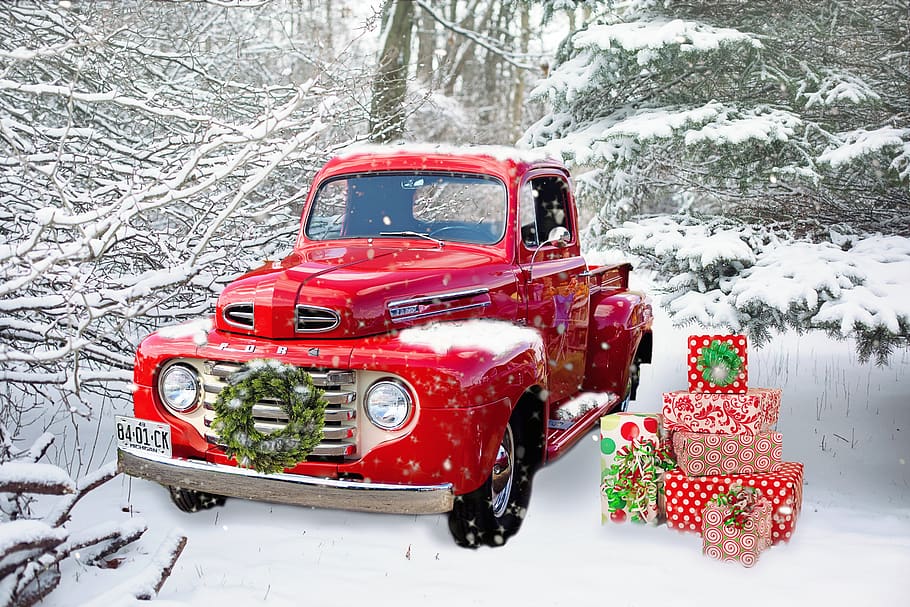 truck, red, vintage, christmas, wreath, gifts, presents, snowy, snow, festive