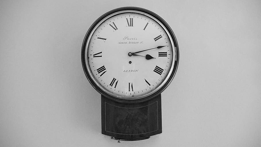 still, items, things, wall, clock, time, roman, numerals, black, white