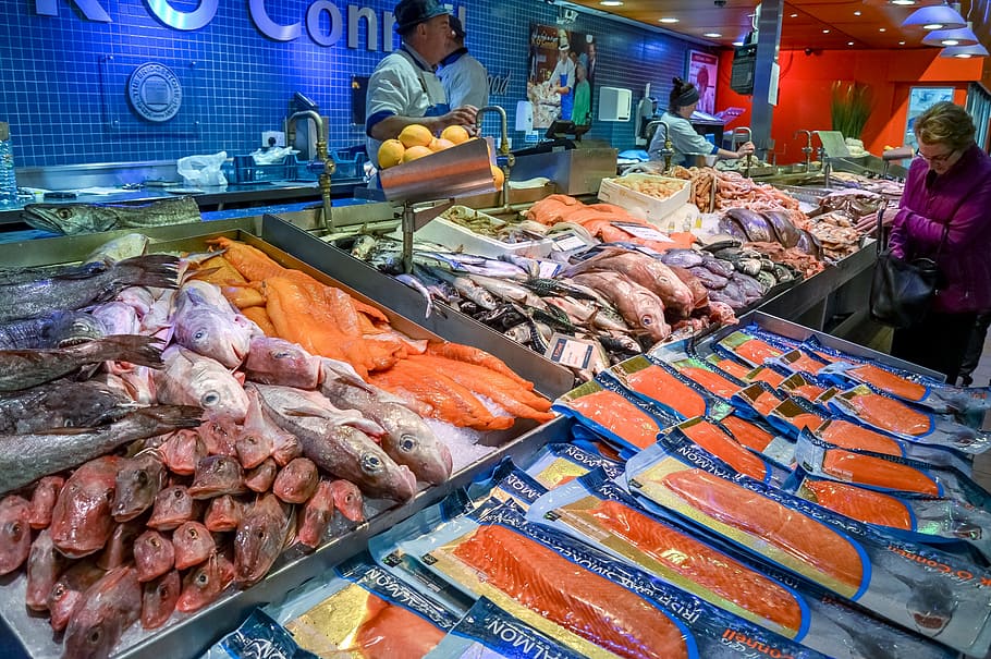 puesto de comida de mar, mercado de pescado, pescado, mercado, comida, mariscos, fresco, saludable, océano, crudo
