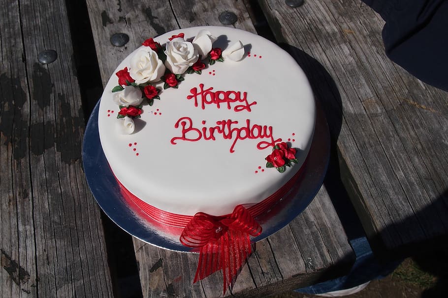 white, icing, covered, cake, happy, birthday text, red, ad white, Happy Birthday, Birthday cake