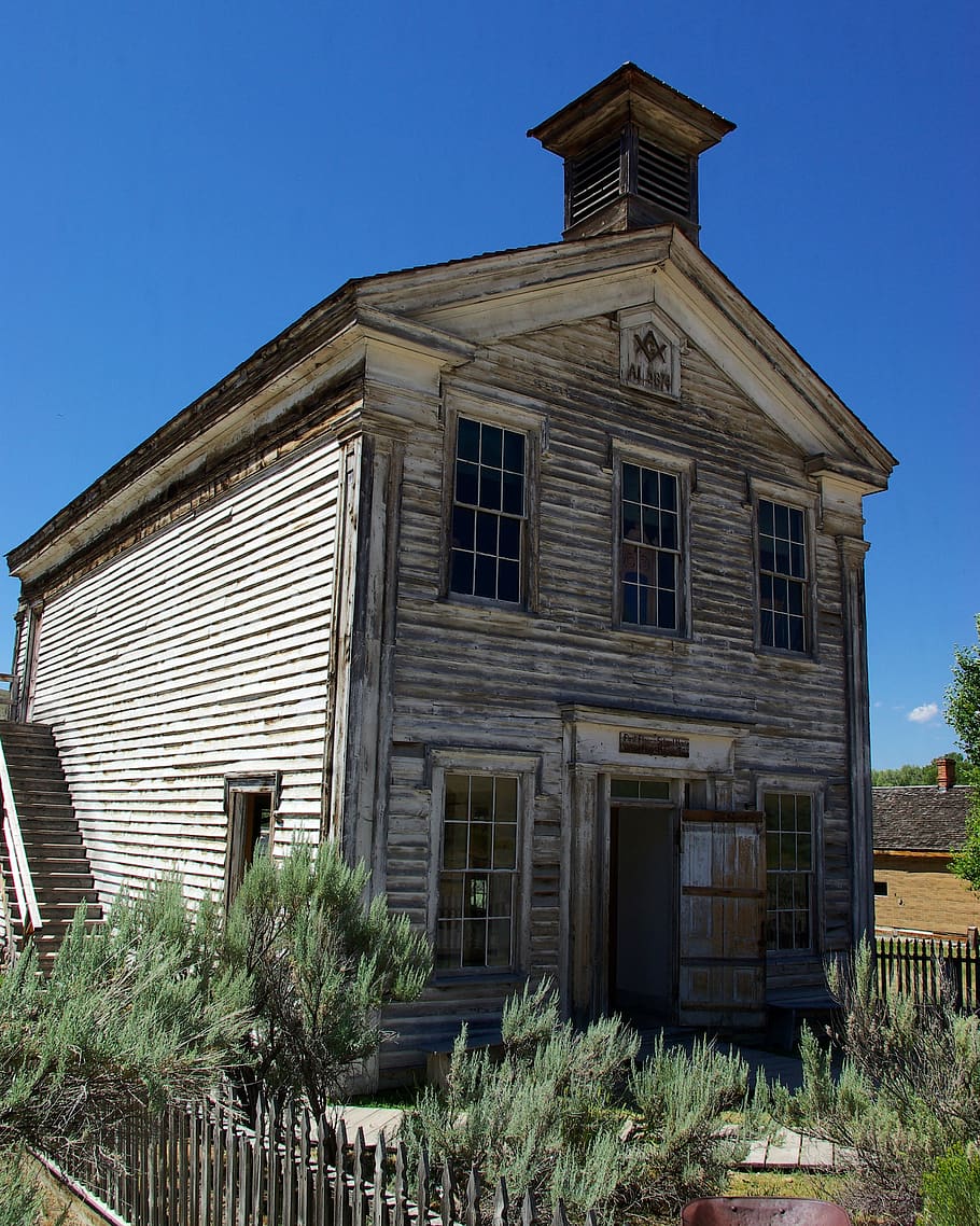 schoolhouse and masonic lodge, montana, bannack, ghost town, old west, america, historic, schoolhouse, vigilante, wild west