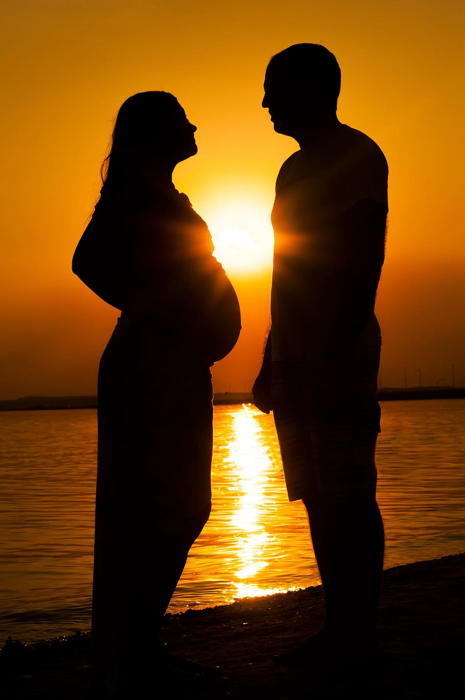 silhouette, couple, sea shore, maternity, mother, feet, pregnant, maternity test, pregnant test, woman