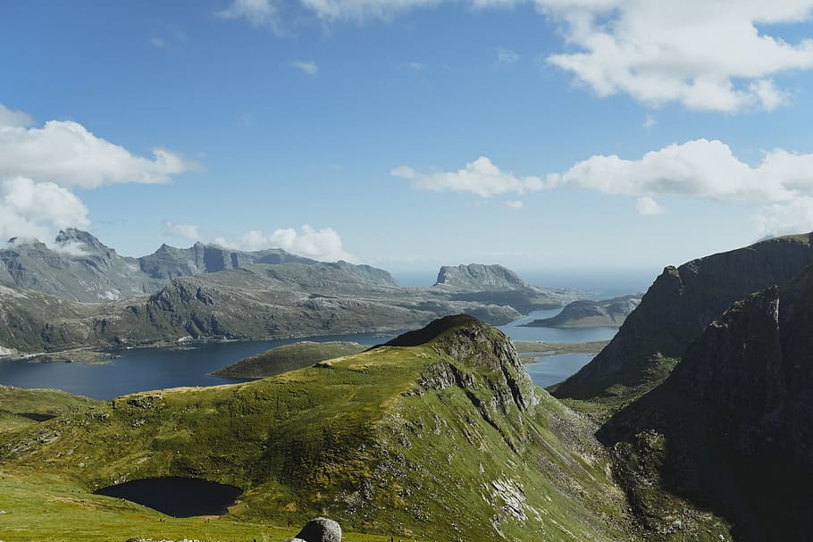 Noruega, Lofoten, montañas, agua, océano, naturaleza, cielo, nubes, medio ambiente, paisaje