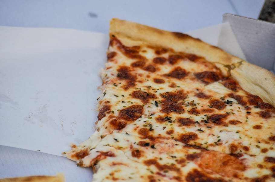 pizza, comida, cena, comida para llevar, comida rápida, caja de pizza, servilleta, margarita, queso, corteza