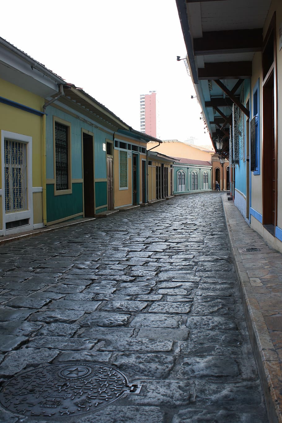 guayaquil, equador, sanções, arquitetura, estrutura construída, exterior do edifício, construção, cidade, direção, rua