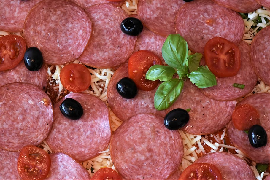 salami, pizza, salchichas, tomates, masa, tomate, comer, delicioso, nutrición, mozzarella
