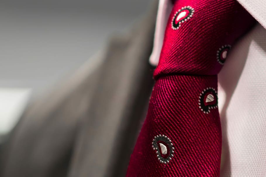 person, wearing, red, paisley necktie, paisley, necktie, elegant, elegance, tie, suit