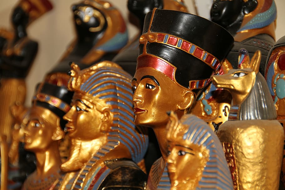 pharaoh figurine collection, cairo, souvenir, egypt, traditional, culture, egyptian, shop, gift, market