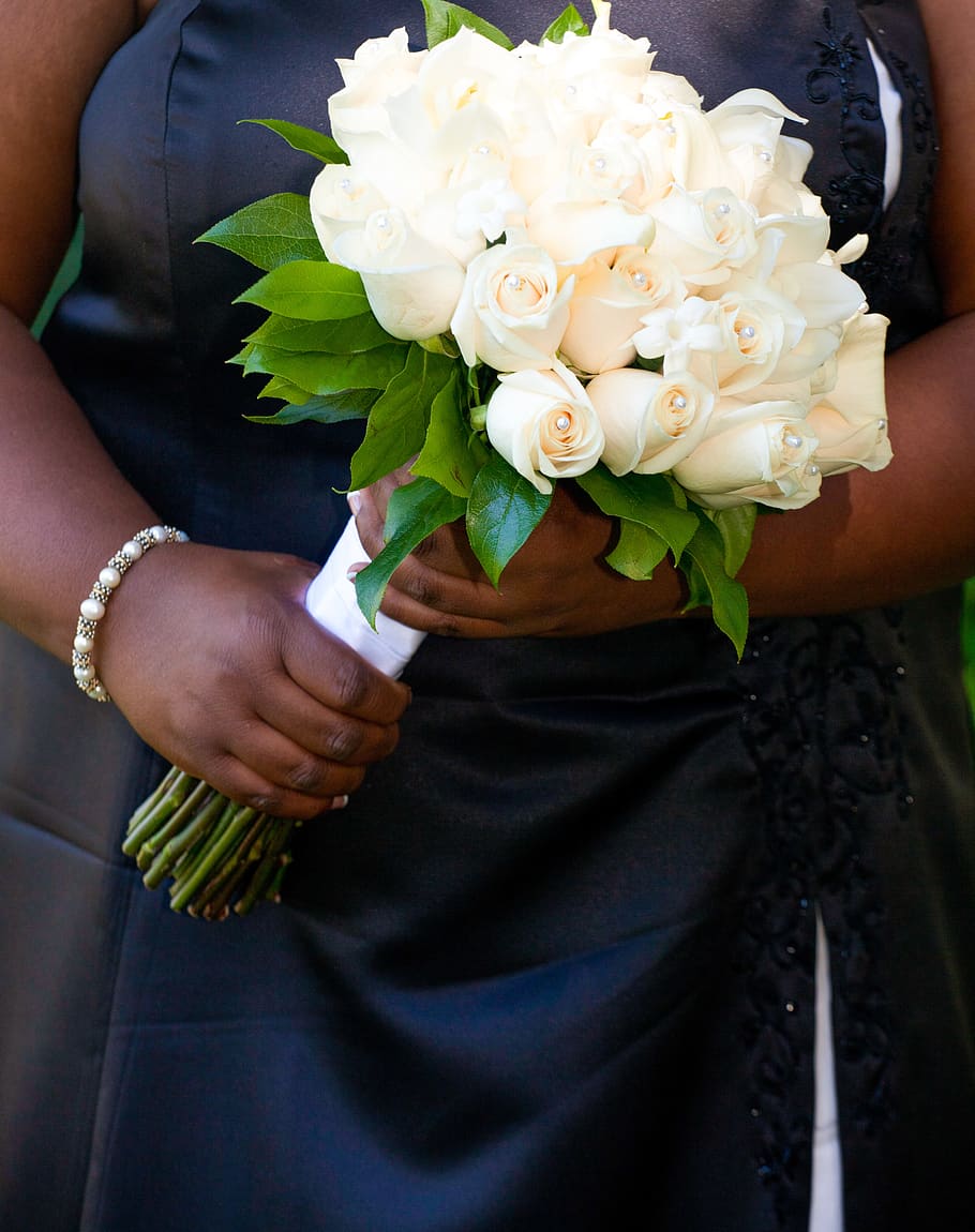 bride, wedding, flowers, black wedding dress, wedding bouquet, white roses wedding, bouquet with crystals, african american bride, summer, fashion