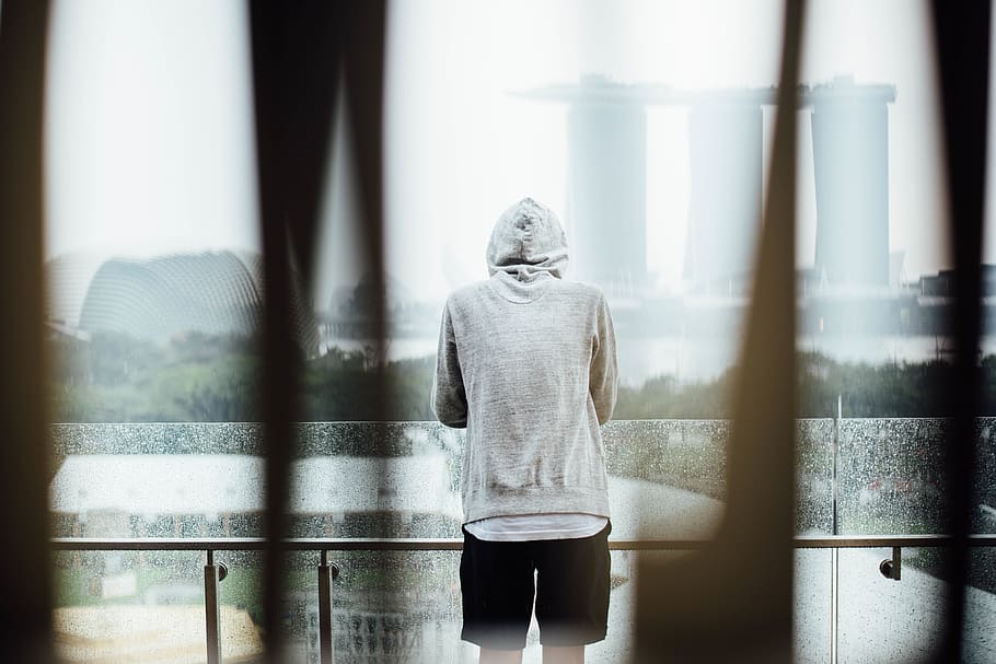 sendirian, hoodie, man, sedih, berpikir, orang, dalam ruangan, jendela, hari, satu orang