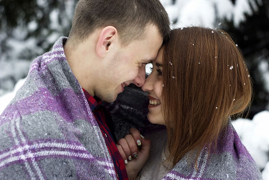kissing, Cute, Couple, Snow, photos, love, man, public domain, romantic, winter