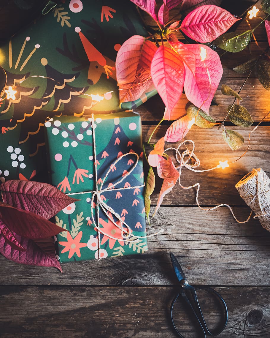 seasonal, background, present, flat lay, christmas, gift, box, flowers, poinsettia, rustic