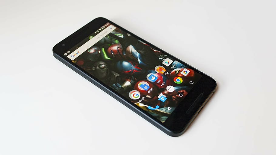 black, android smartphone, displaying, home screen, nexus, cartoon, wallpaper, android, phone, smartphone