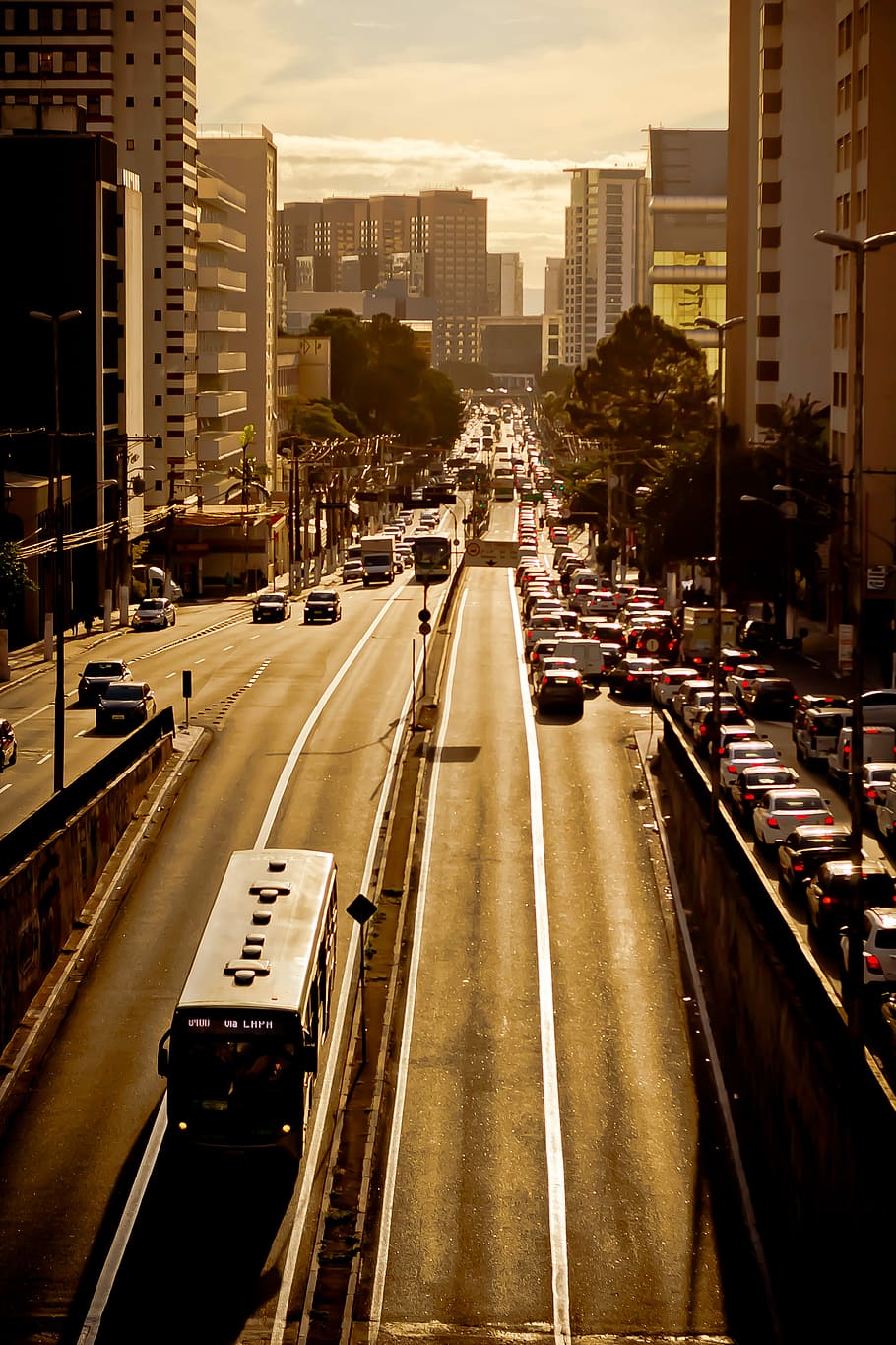 Tráfico, calle, reflejo, vista trasera, carretera, vista posterior, espejo, alquiler de autos, paseo, vida de la ciudad