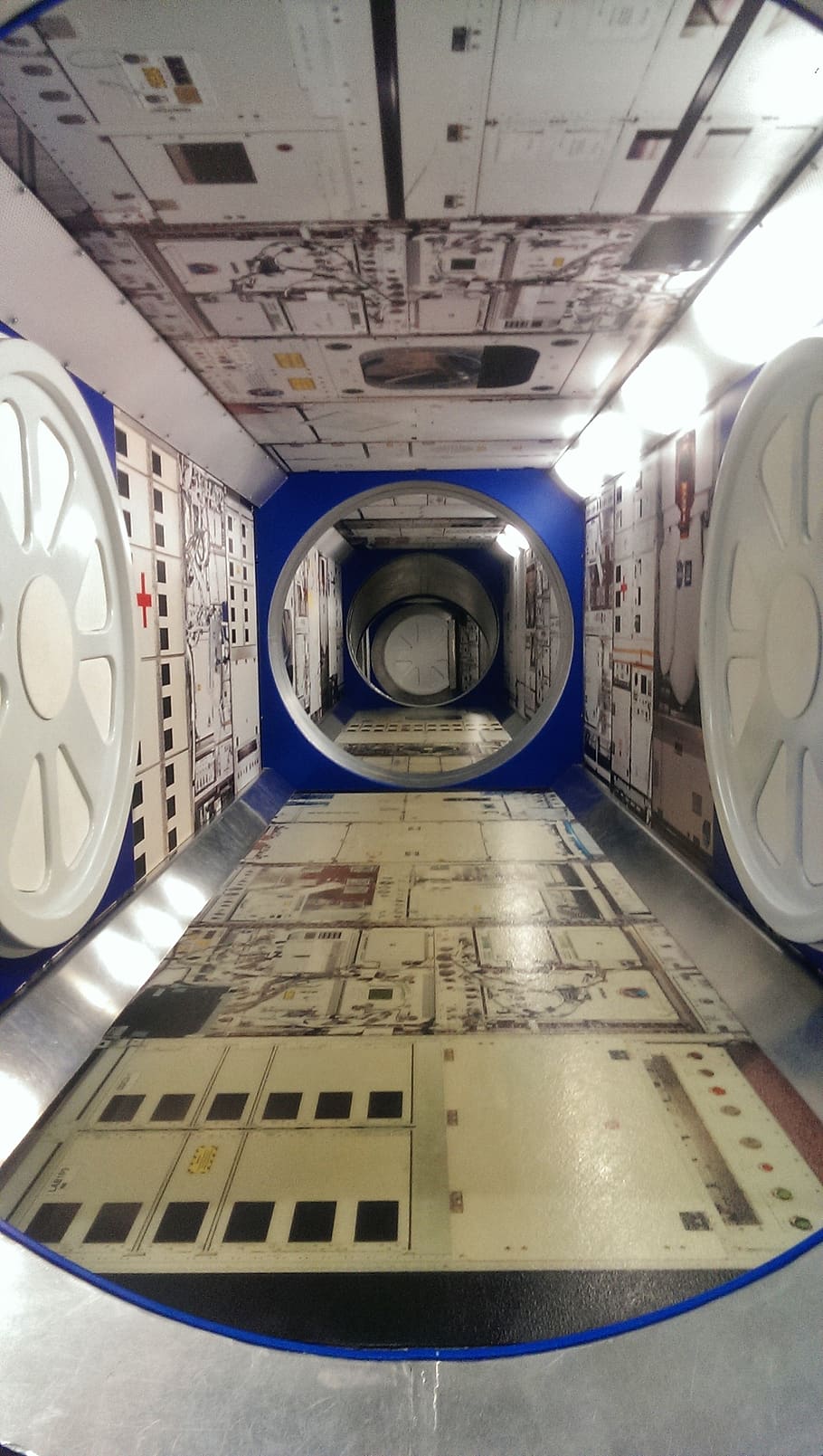kennedy space center, spaceship, interior, iss, moon, rocket, space travel, science, research, space