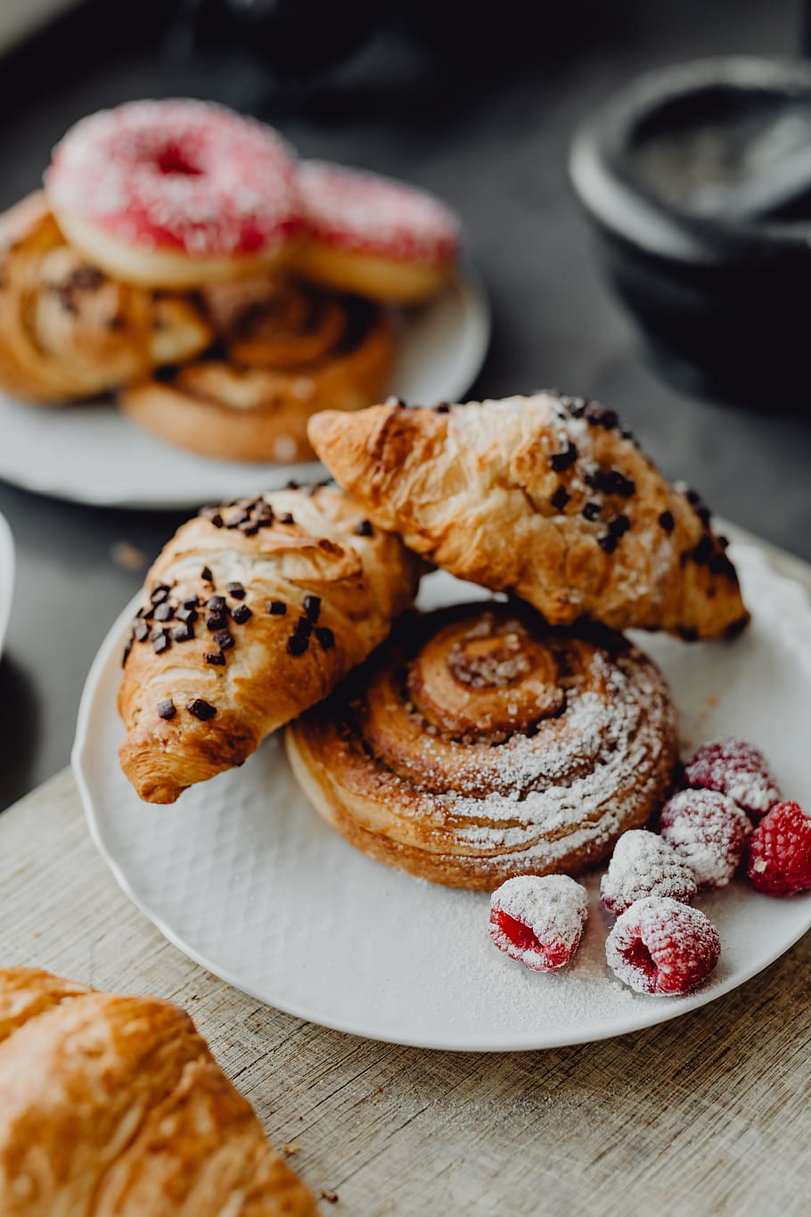 croissant, buns, sugar, raspberries, sweet, pastry, puff pastry, Croissants, puff, powdered