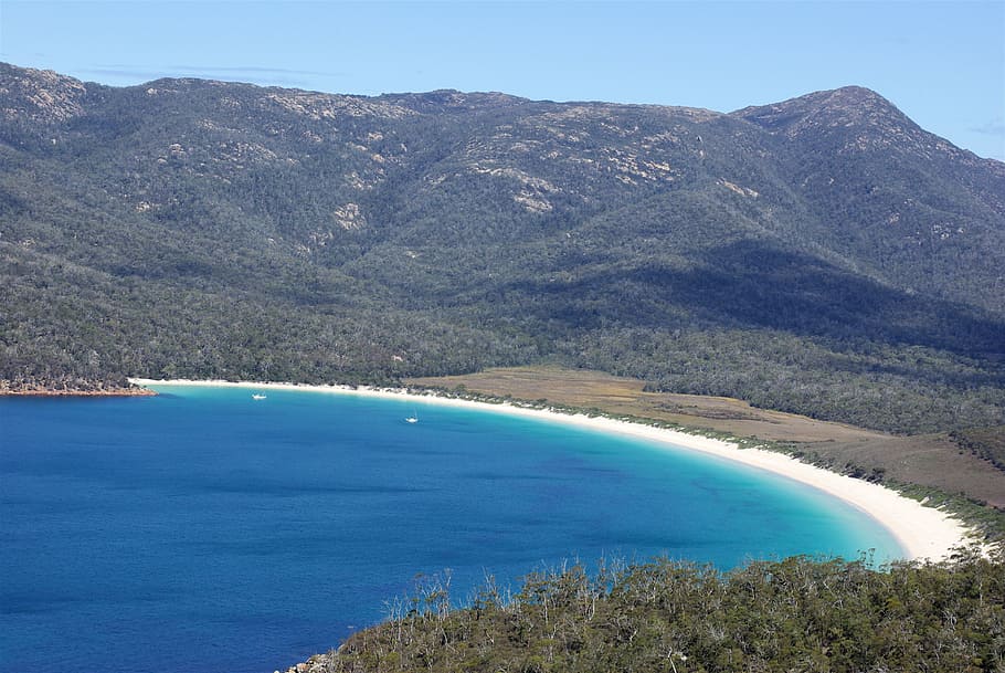 wineglass bay, beach, tasmania, bay, australia, scenic, sand, freycinet, wilderness, panorama