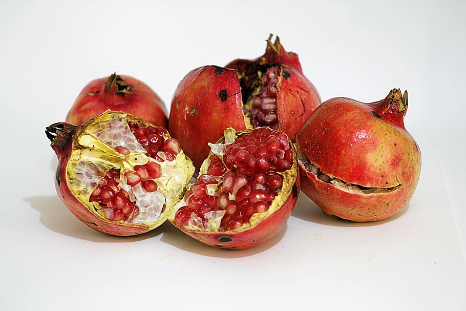 pomegranate, fruit open, sympathy, tea, fruit, food, snack, healthy, health, healthy food