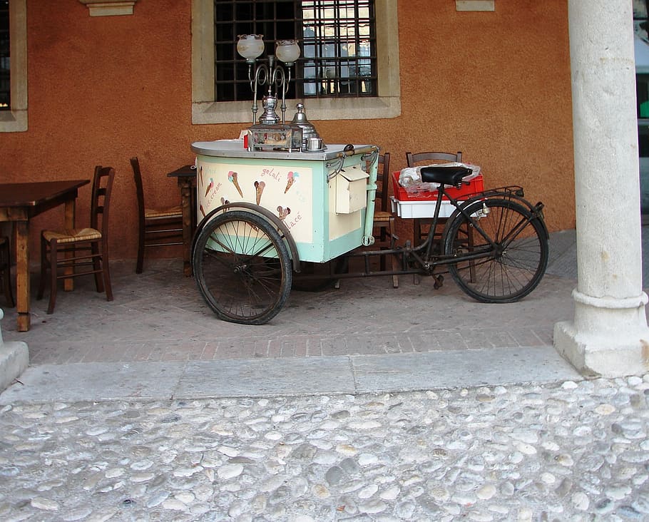 ice cream cart, ice cream sales, tricycle, ice cream sales on tricycle, architecture, built structure, transportation, building exterior, building, bicycle