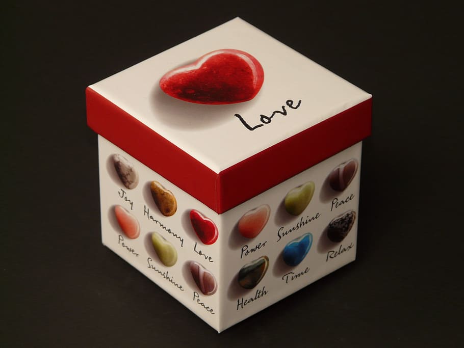 Box, Rifle, Love, Heart, Partnership, love, heart, herzchen, storage, black background, red