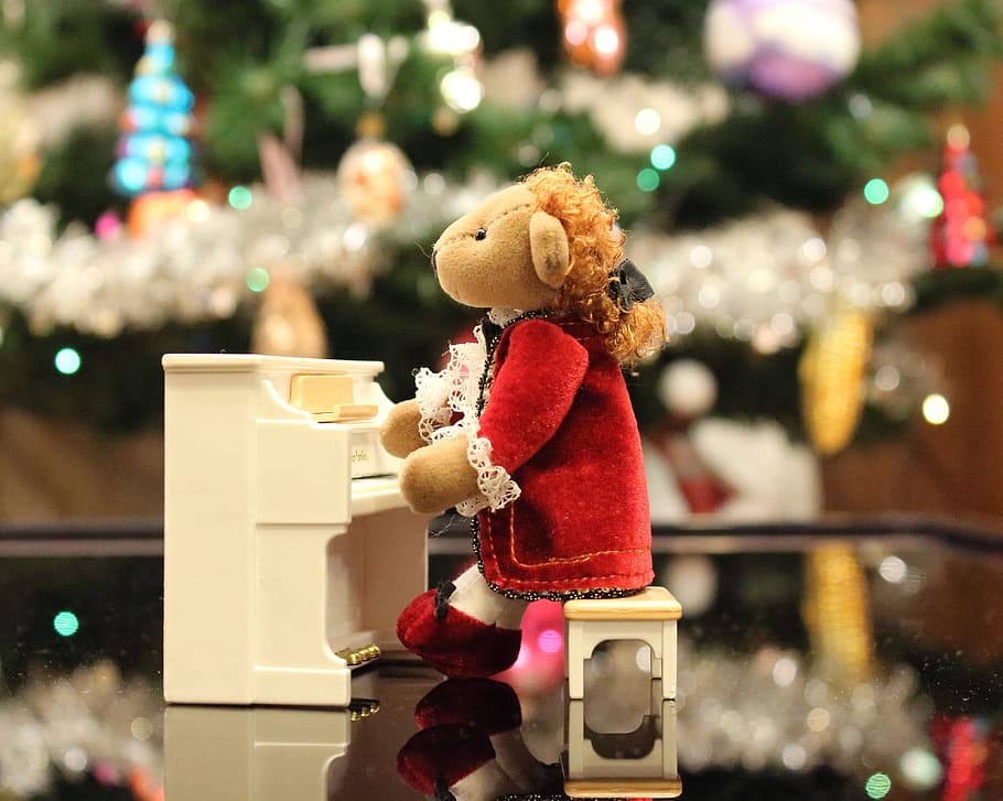 brown, bear, plush, toy, playing, piano, music, camisole, christmas tree, mozart
