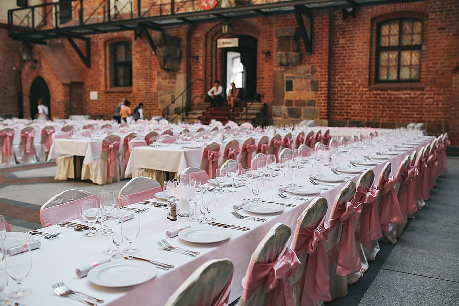 castle, Table, tableware, wedding, table set, pink, elegant, restaurant, chair, event
