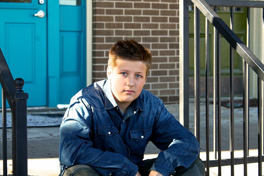 boy, handsome, stairs, turquoise, denim, blue eyes, brick, young man, one person, real people