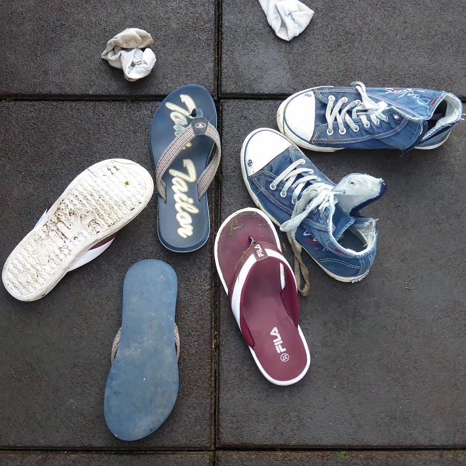 shoes, children's shoes, shoe, sandal, sneakers, toe shoes, flip flops, leisure, pair, still life
