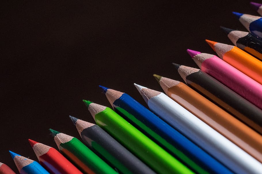 Lápices de colores, de madera, clavijas, bolígrafos, clavijas de madera, colorido, color, pintura, escuela, dibujo
