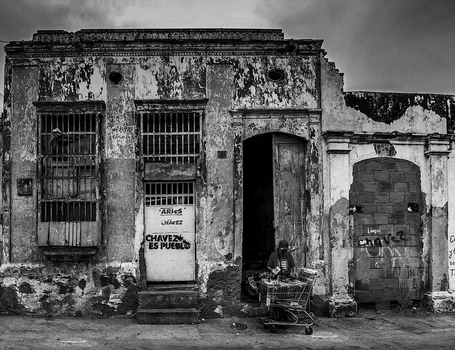 人, 立っている, フロント, マラカイボ, ベネズエラ, 建物, 古い, 建築, 黒と白, 空