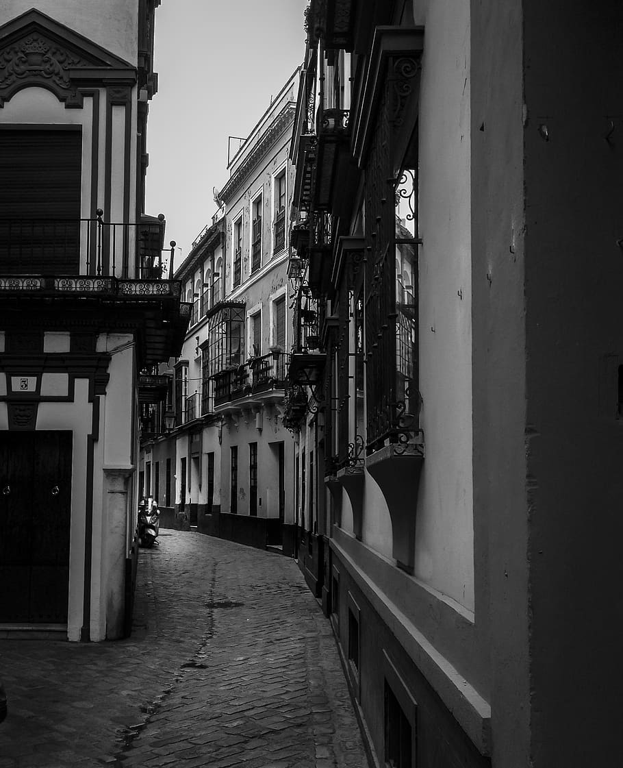 street, architecture, old, buildings, city, light, city ​​center, black and white, sky, travel