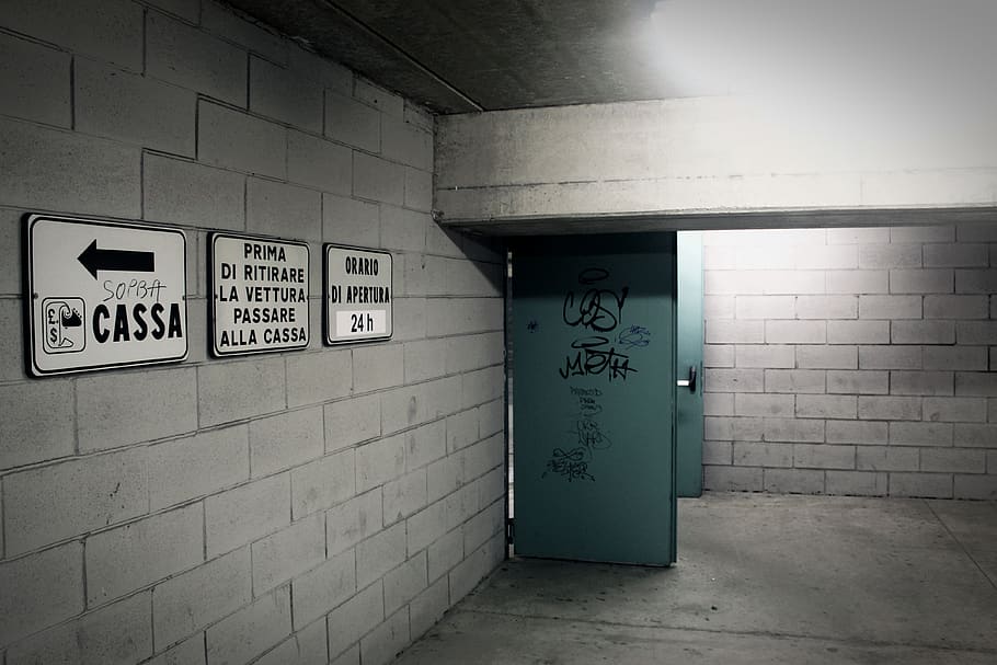 estacionamiento de varios pisos, profundo, piedras, pared, texturas, letreros, tvg, puertas, subterráneo, extraño