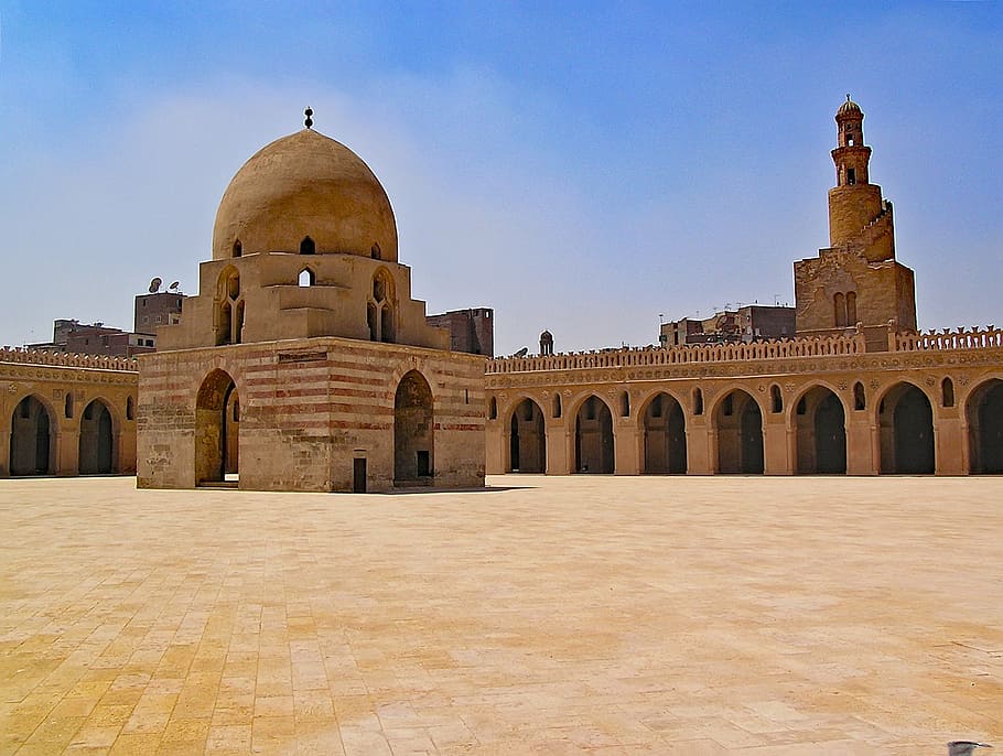 marrom, concreto, construção de cúpula, dia, ibn tulun, mesquita, egito, áfrica, áfrica do norte, locais de interesse