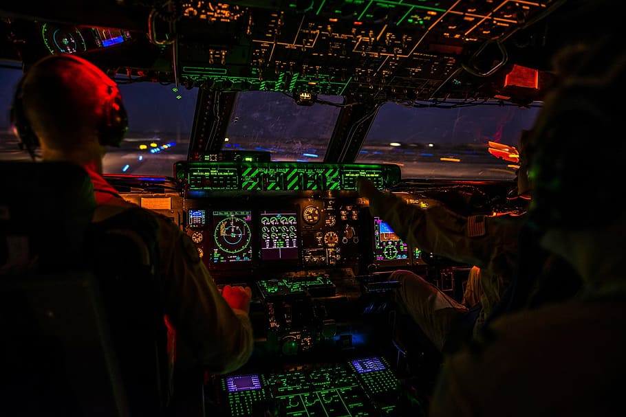 fotografia, sala de controle de avião, cabine de comando, noite, avião, aeronave, voo, vôo, aviação, céu