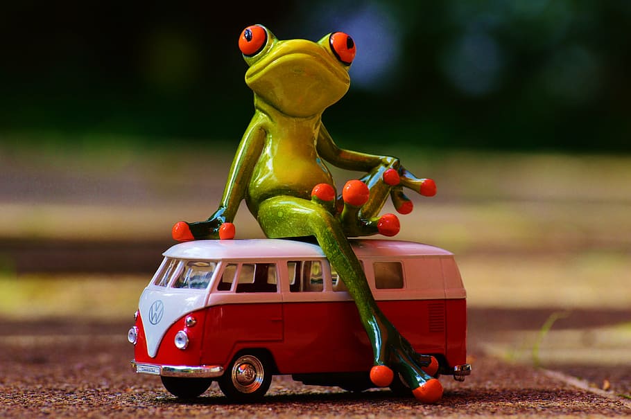 green, frog, toy, sitting, red, volkswagen, t2, van, vw, bulli