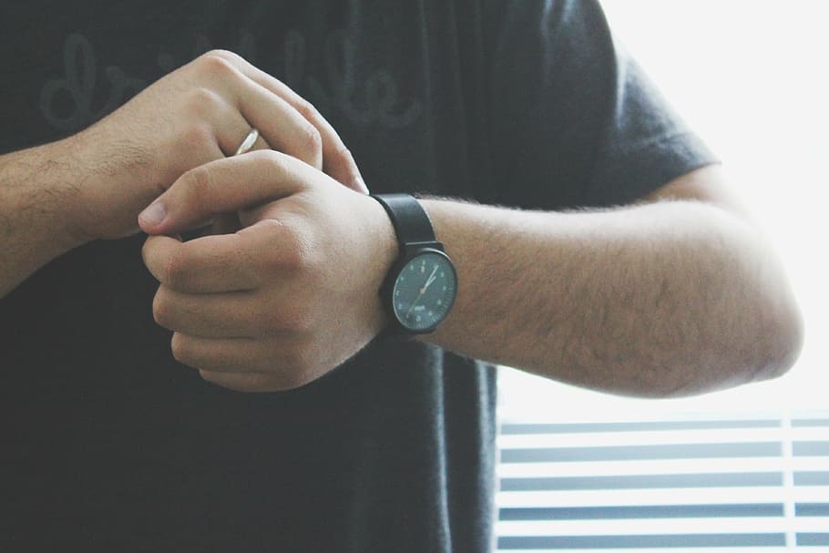 reloj, hombre, manos, moda, accesorios, personas, una persona, reloj de pulsera, tiempo, mano