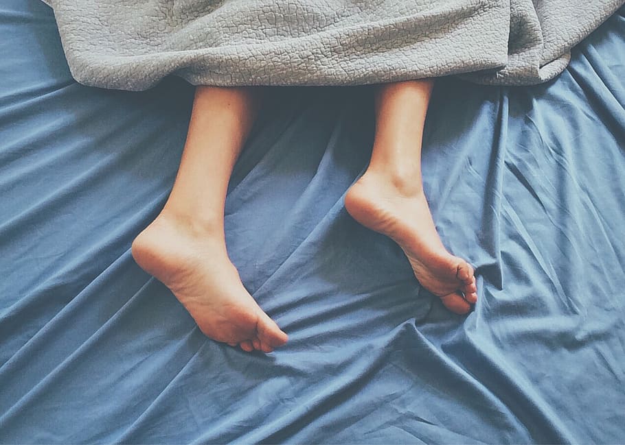 feet, sleep, bed, comfortable, cozy, one person, furniture, low section, linen, human body part